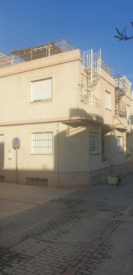 阿瓜阿马加Casa El Algarrobico别墅 外观 照片